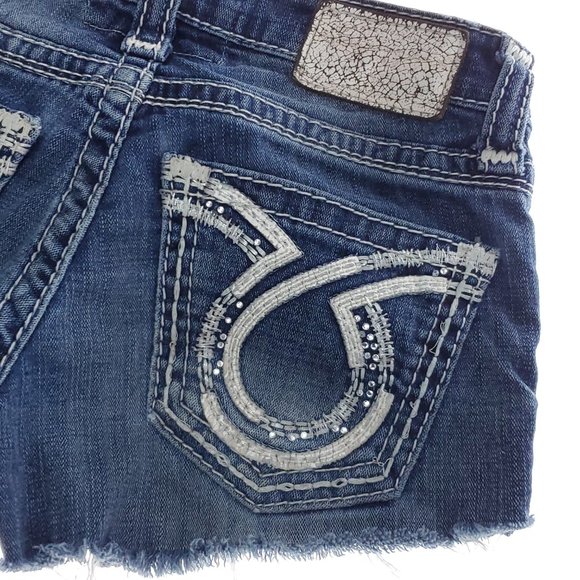 Big Star Liv Distressed Raw Hem Denim Shorts - Picture 11 of 11